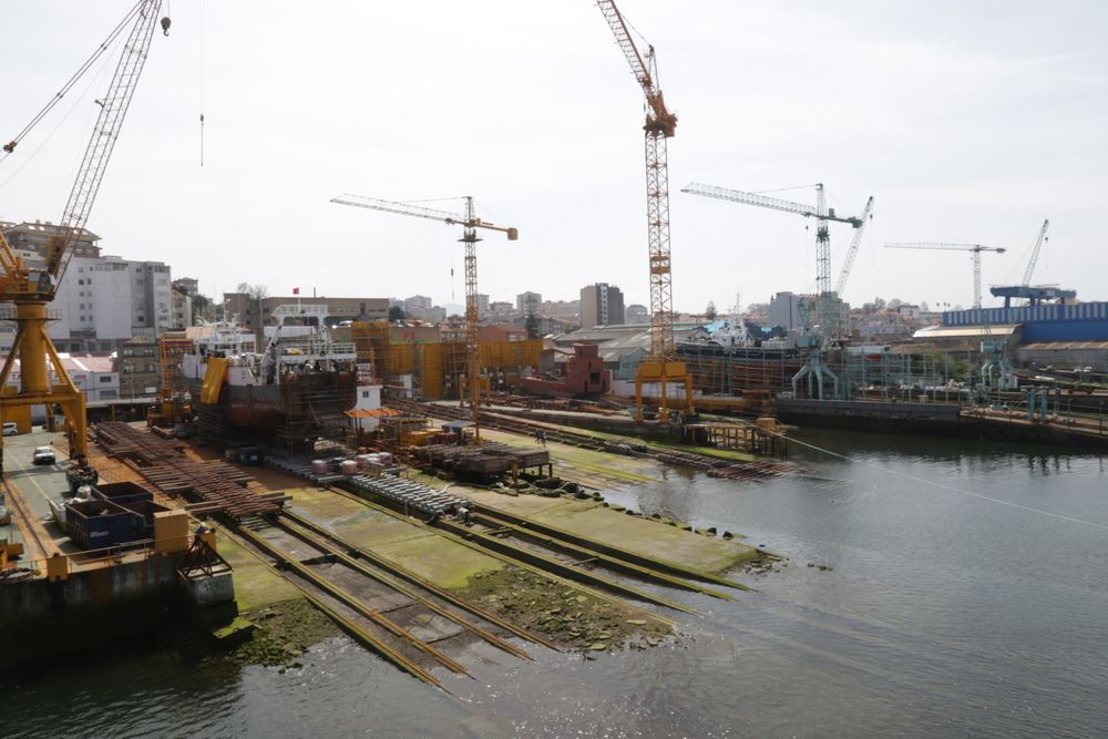 Archivo, astillero Cardama previo a la construcción de las OPV