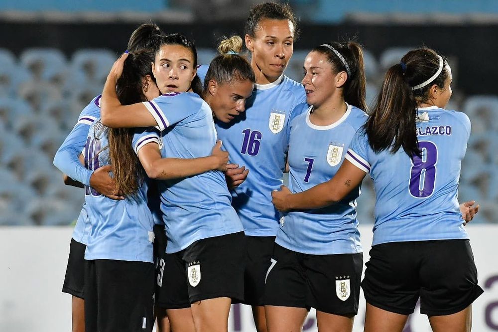 La selección de Uruguay empató con Rusia