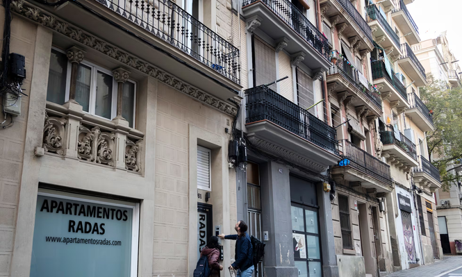 Desde el jueves las comunidades de propietarios podrán prohibir los nuevos pisos turísticos en sus edificios