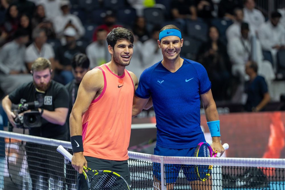 Carlos Alcaraz se lleva el primer set. Carlos Alcaraz se lleva el primer set.