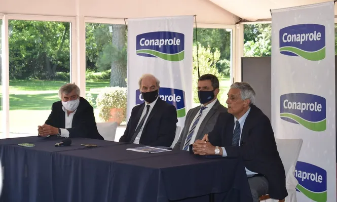 José Alpuin, Álvaro Ambrois, Alejandro Pérez Viazzi y Gabriel Fernández.