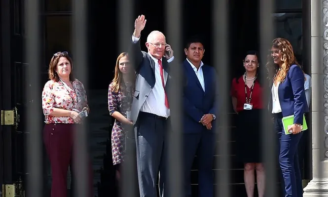 Congreso peruano aceptó la renuncia de Kuczynski