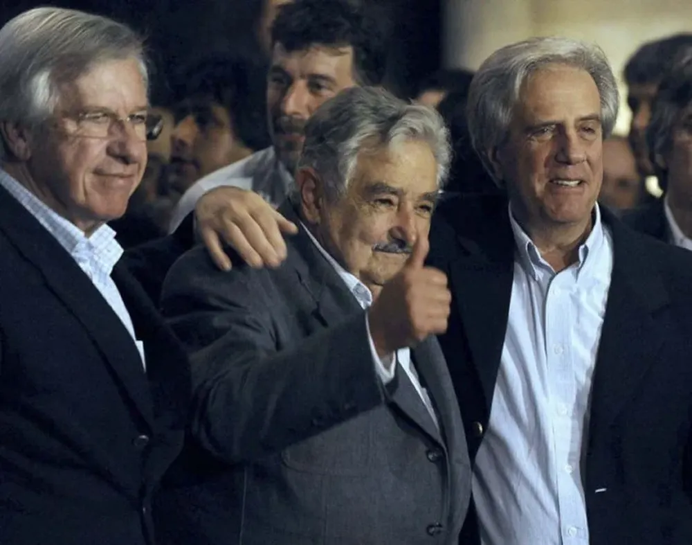 Los intendentes de Montevideo y Canelones, Daniel Martínez y Yamandú Orsi, suenan como nombres de recambio