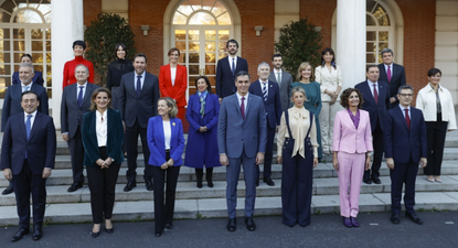 Pedro Sánchez y el Gabinete de ministros.