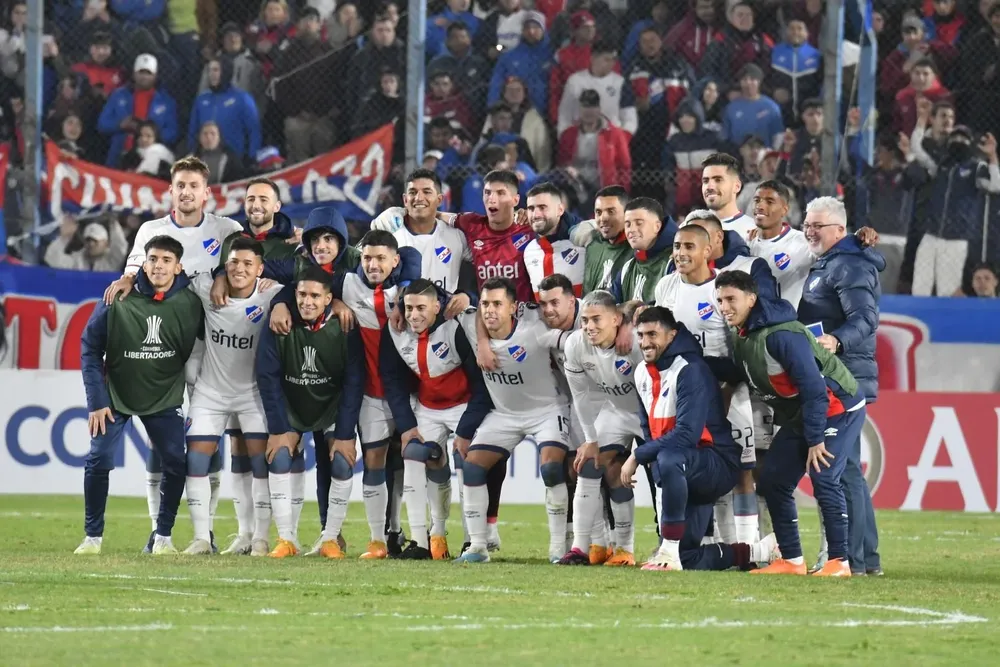 Nacional le ganó a Metropolitanos y se clasificó a octavos de final