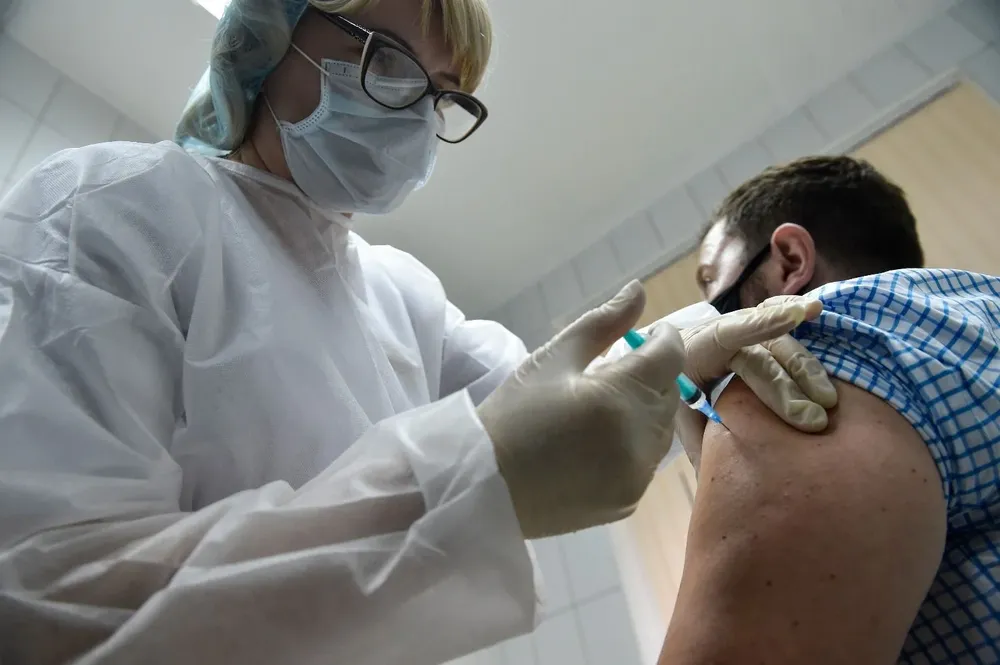 Inoculación con la Sputnik V en Rusia