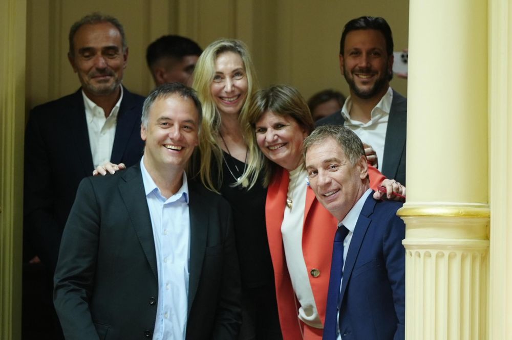 Menem Adorni Karina Milei Bullrich Santilli