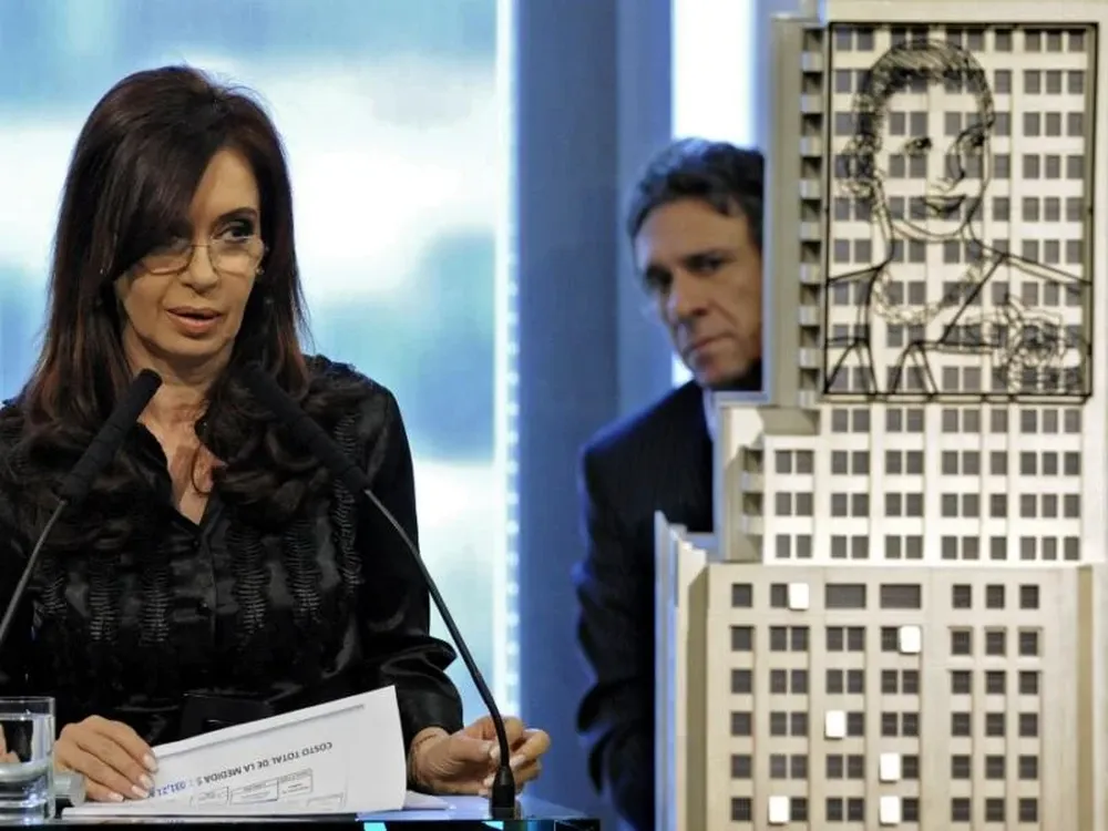 CFK siempre tiene presente la imagen de Evita