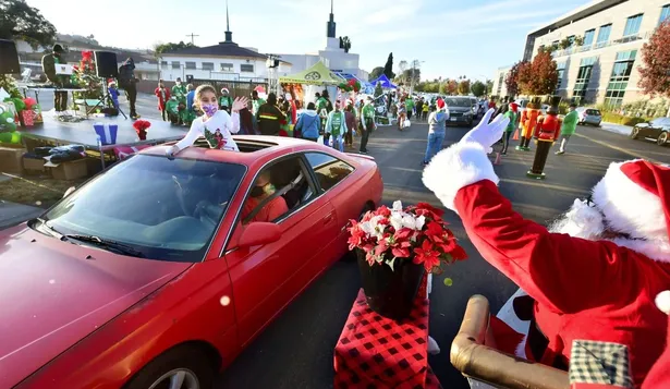 Lo asegura la OMS: Papá Noel es inmune al virus