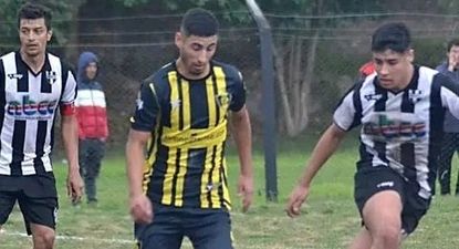 Walter Domínguez durante su pasaje por el fútbol de Fray Bentos