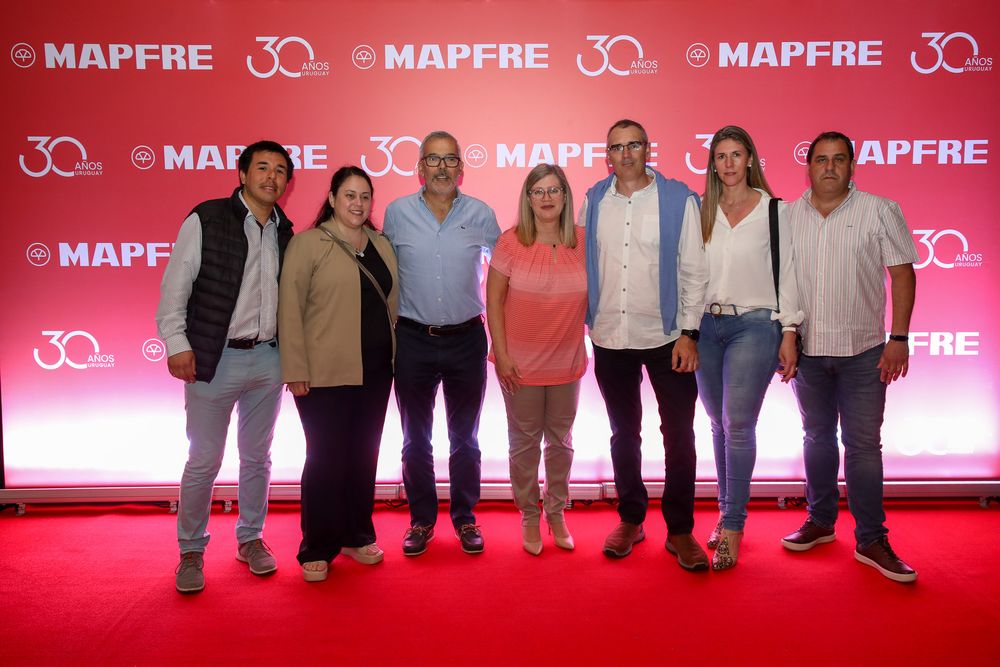 Fabrizio Gonzalez, Myriana Ferreira, Diego Peregalli, Marianne Delgado, Federico Astarista, Yanina Poluboiarinov, Nicolas Ostapezuk. 