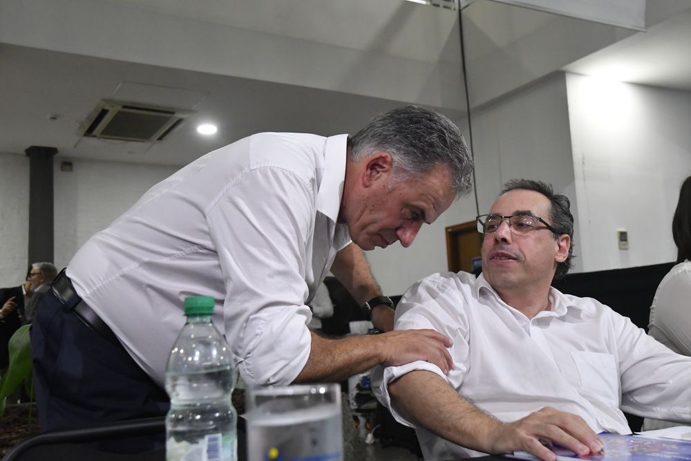 Yamandú Orsi y Pablo Menoni