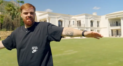 Ibai Llanos sobre la casa más cara de España: El Santiago Bernabéu cabe aquí. Fuente: Ibai YouTube