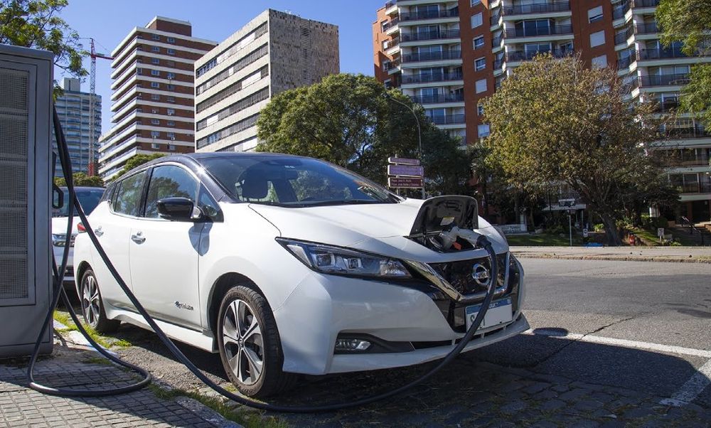 Vehículo eléctrico en Uruguay 