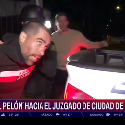 El Pelón mientras era trasladado al juzgado