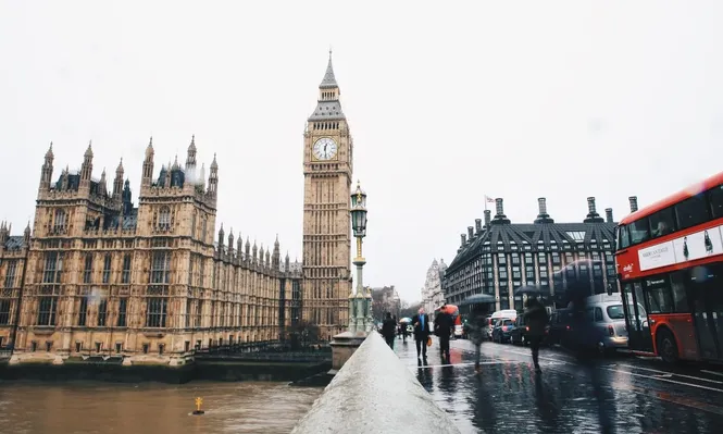 Cómo impacta en los españoles el permiso para viajar Londres durante la &nbsp;Semana Santa.