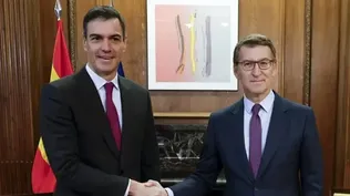 El presidente del Gobierno, Pedro Sánchez (i) y el líder del PP, Alberto Núñez Feijóo (d) durante el último encuentro en el Congreso de los Diputados