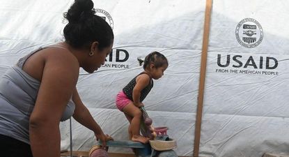 Qué consecuencias tendrá en América Latina la paralización de la ayuda al desarrollo ordenada por Trump