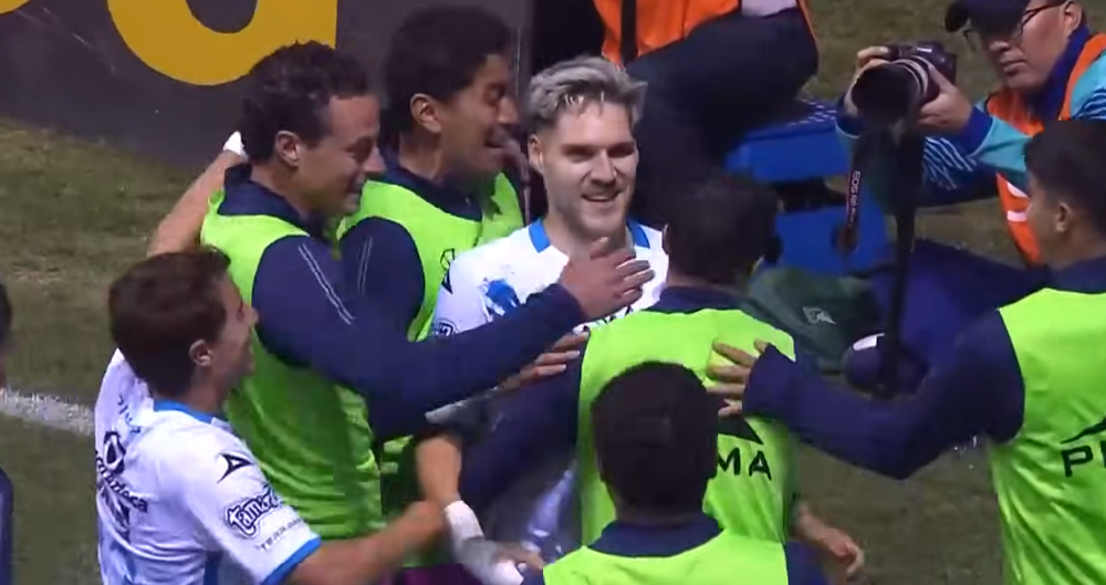 Emiliano Gómez celebra su gol