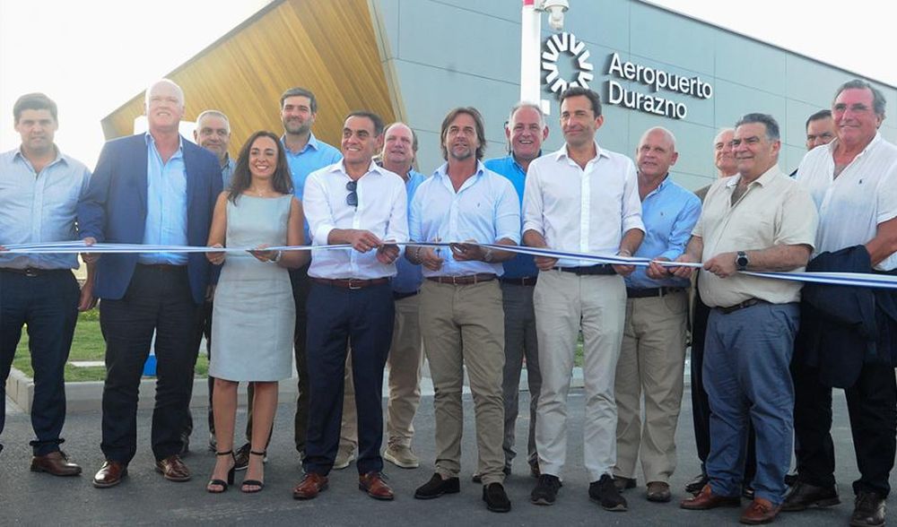Inauguración de la nueva terminal de pasajeros del Aeropuerto de Durazno