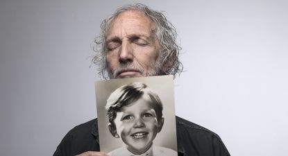 El argentino Boy Olmi llega a Madrid con su unipersonal: un viaje al centro del ser en el Espacio Mistral