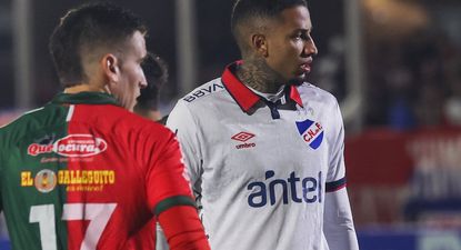 Emanuel Beltrán de Boston River y Juan Izquierdo de Nacional