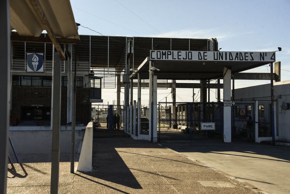 Entrada a la Cárcel de Santiago Vázquez (ex Comcar)