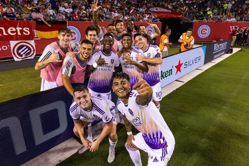 Facundo Torres festeja su gol de penal para la victoria de Orlando City