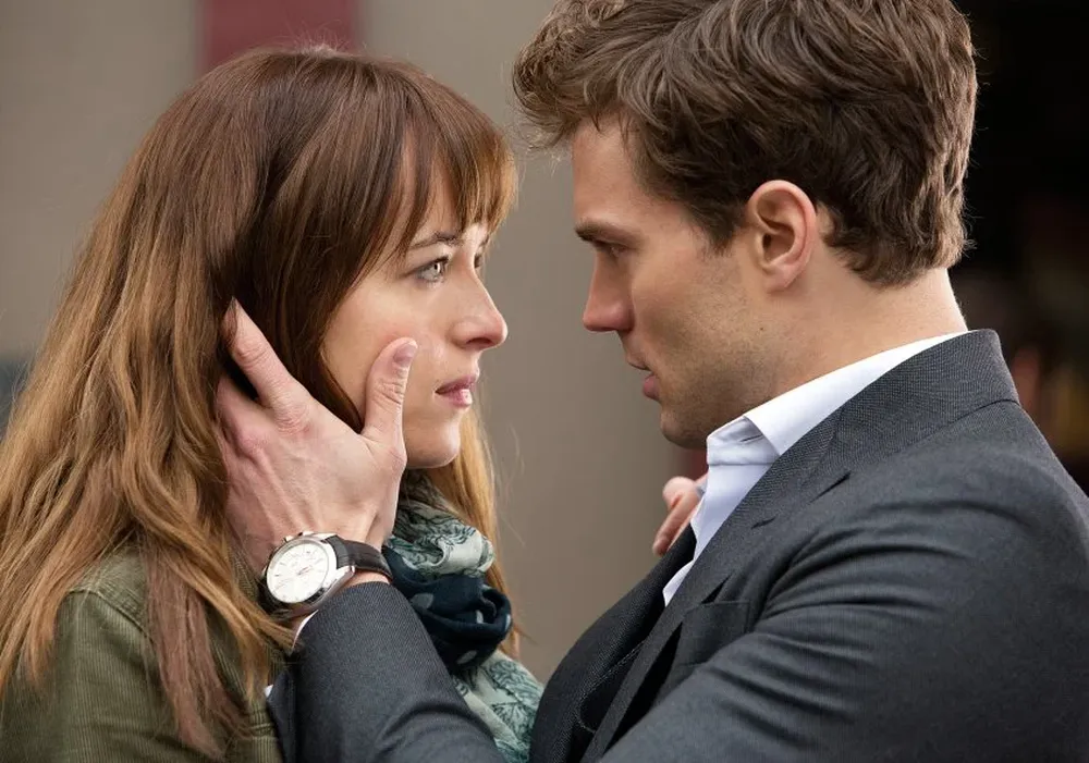Dakota Johnson y Jamie Dornan en Cincuenta sombras de Grey