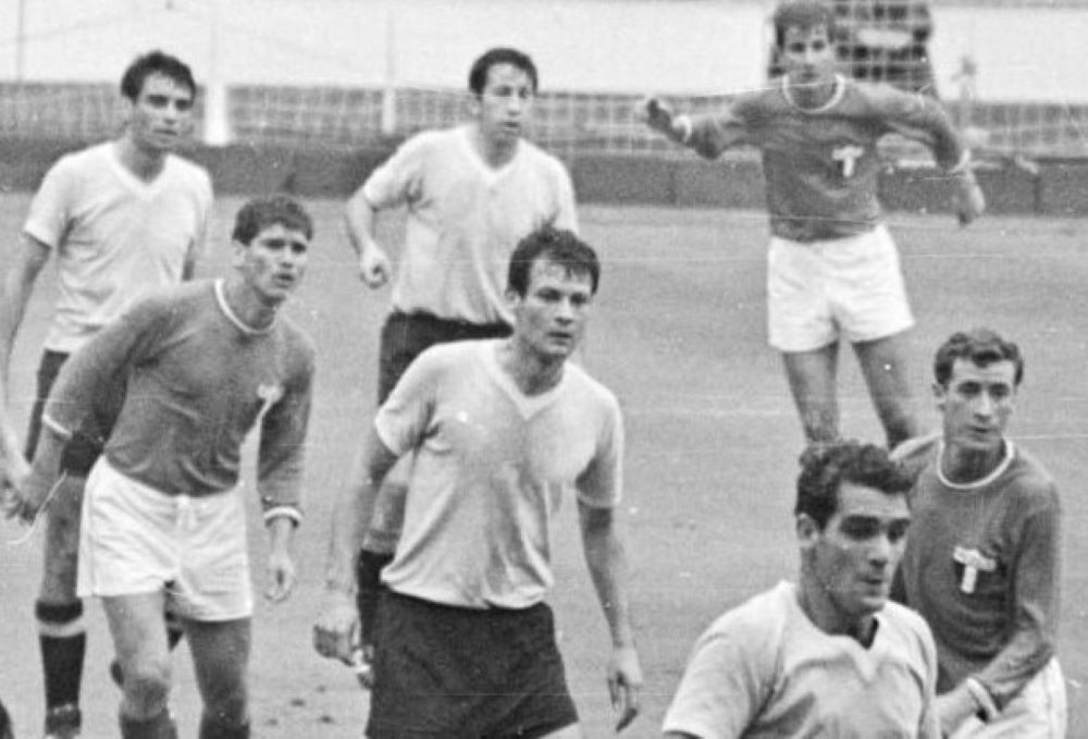 Néstor Goncalves vino desde OFI directamente para jugar en la selección de Uruguay