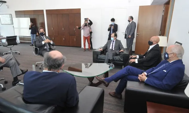 Lacalle Pou blindó su vínculo con socios y reprochó actitud de intendentes del FA