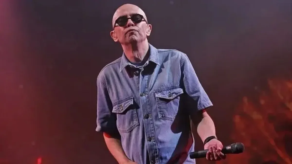 Un adiós personal al Indio Solari y a la cortina musical de una adolescencia
