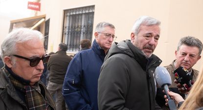 En sintonía con Núñez Feijóo, Jorge Azcón acorrala a Pedro Sánchez y pide elecciones generales