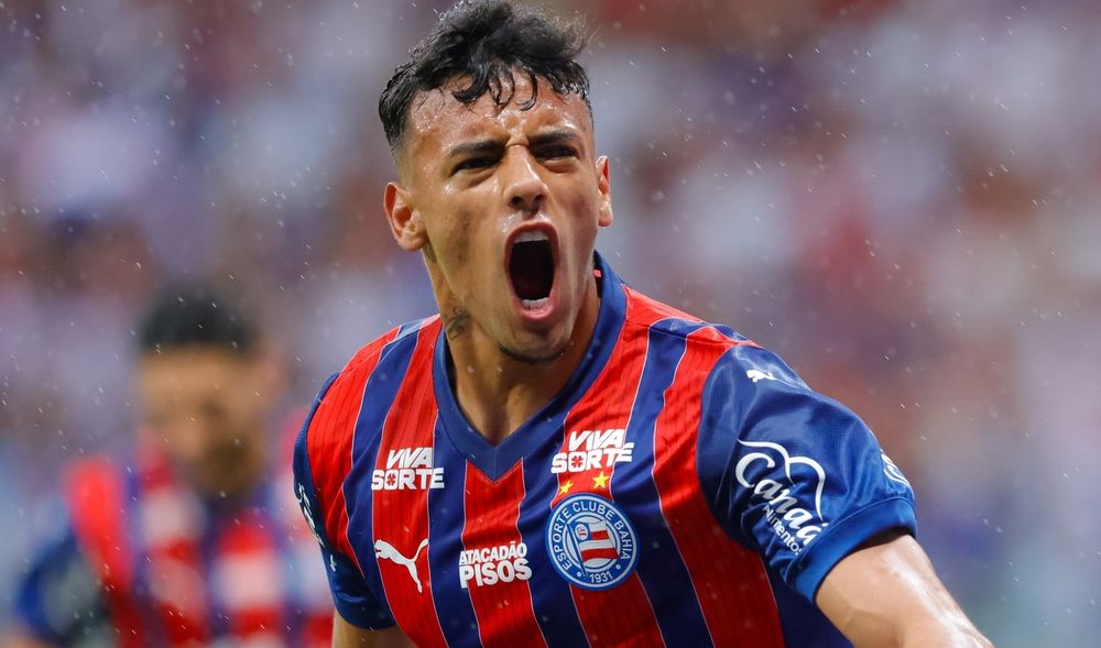 Luciano Rodríguez celebra un nuevo gol para Bahia que les dio un nuevo título en Brasil