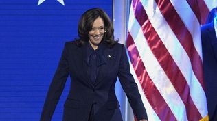 Kamala Harris juega la carta de la unidad y el patriotismo para exponer a Trump como líder faccioso: el análisis de una campaña al rojo vivo