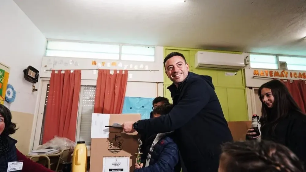 Votó Rodrigo De Loredo, candidato de Juntos por el Cambio a intendente de Córdoba