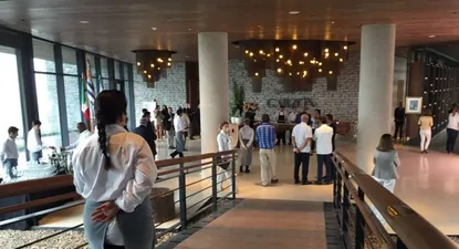 El empresario argentino Alejandro Bulgheroni inauguró la Bodega Garzón en 2016