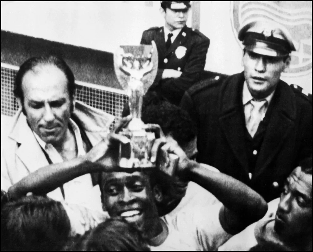 Brasil se quedó con el trofeo para siempre después de ganarlo en 1970 por tercera vez.