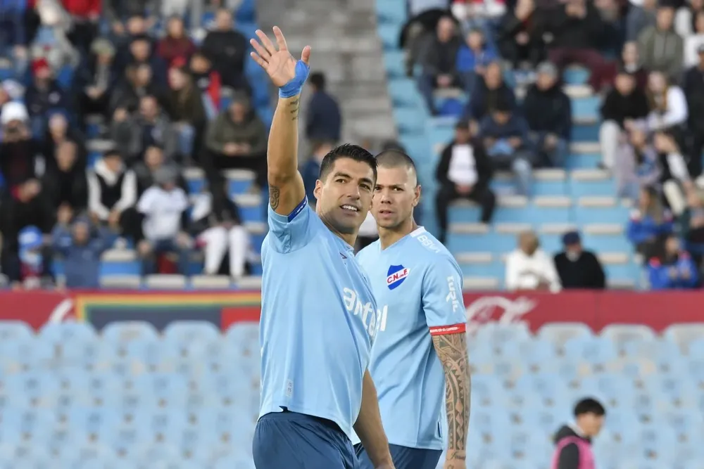 Luis Suárez y Leo Coelho