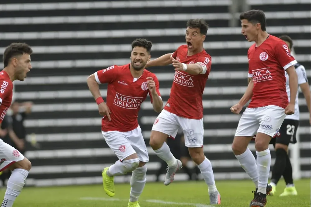 Cristóbal se suma al festejo