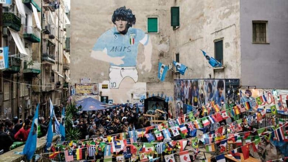 El santuario en homenaje a Diego Armando Maradona en Nápoles.
