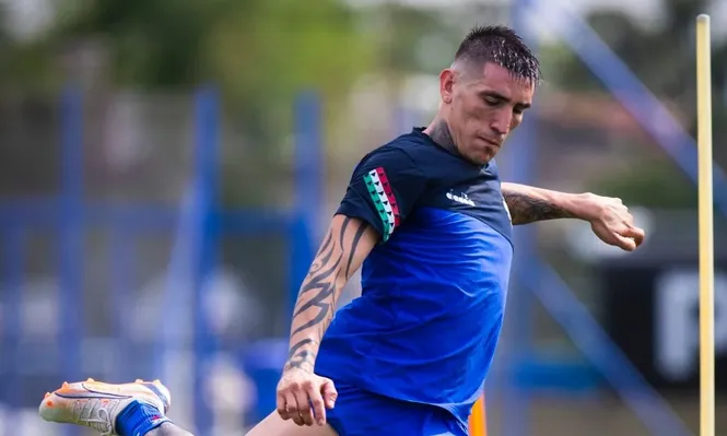 Centurión tiene una nueva chance en Vélez.