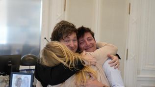 Karina y Santiago: dos métodos en disputa en medio de la campaña