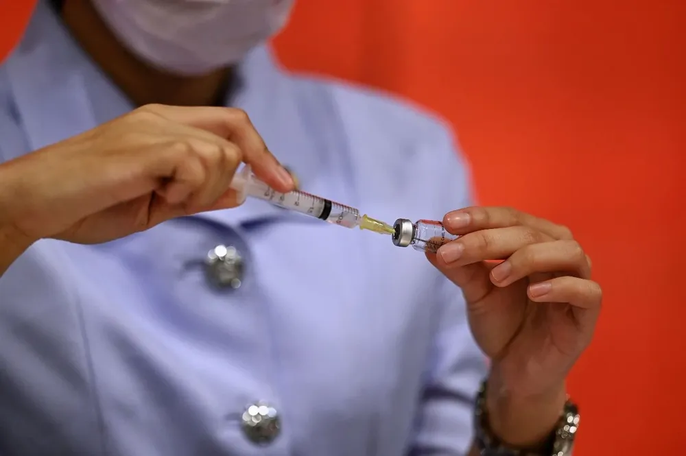 La vacuna de Sinovac es la más utilizada en Chile, al igual que en Uruguay