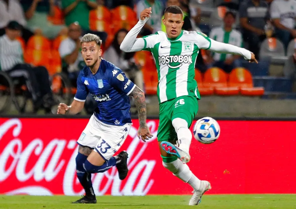 La Academia cayó 4-4 de visitante en el partido de ida