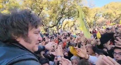 Milei cierra su campaña en el Movistar Arena polarizando con Patricia Bullrich