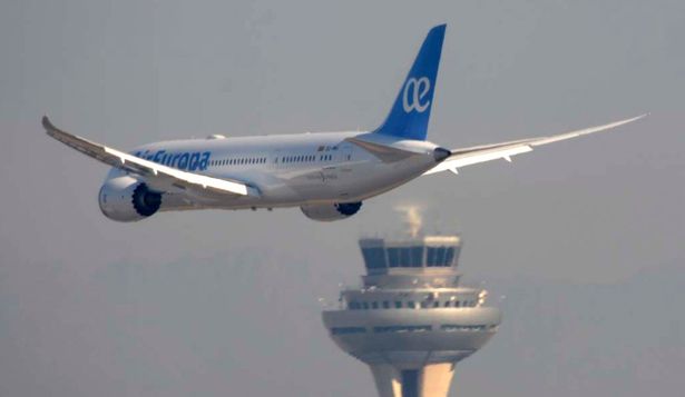 Avión de Air Europa en el aeropuerto de Madrid