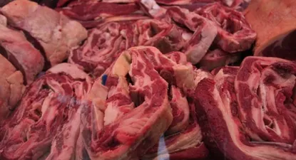 Inflación vuelve a acelerarse en octubre empujada por suba de la carne y dólar