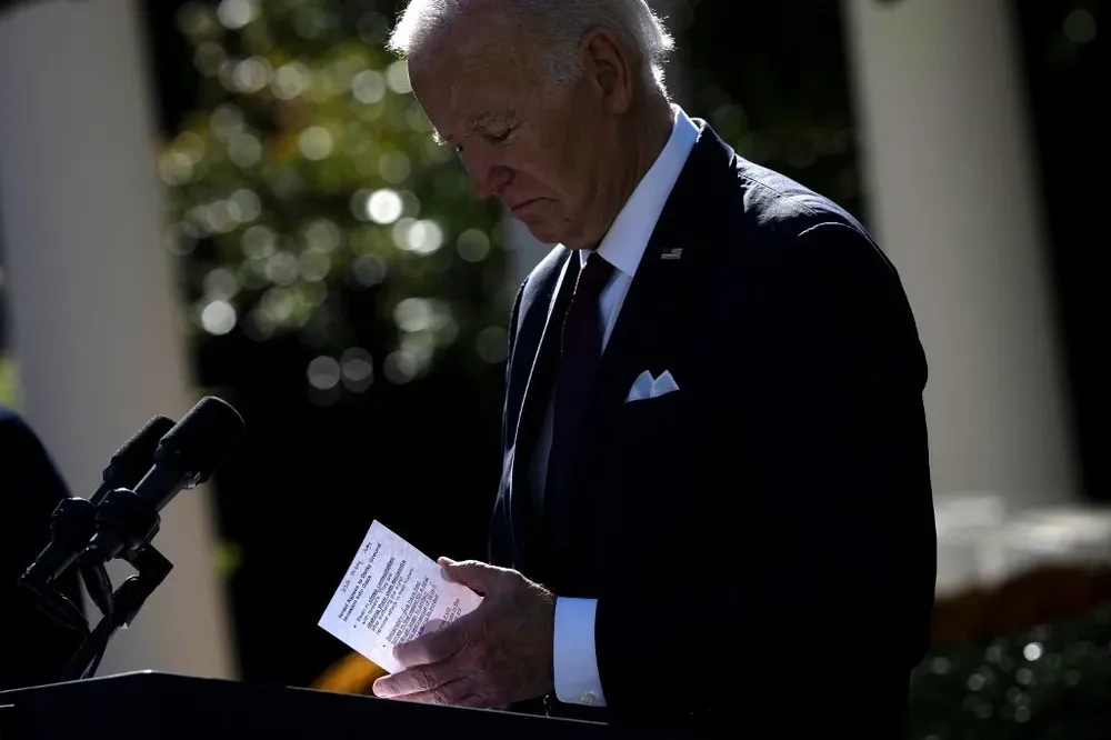 Biden dijo que Washington y Beijing deben gestionar la competencia en la relación bilateral de manera responsable y mantener líneas de comunicación abiertas.