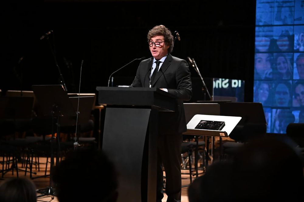 El presidente Javier Milei en el acto por el Día del Holocausto y el Heroísmo